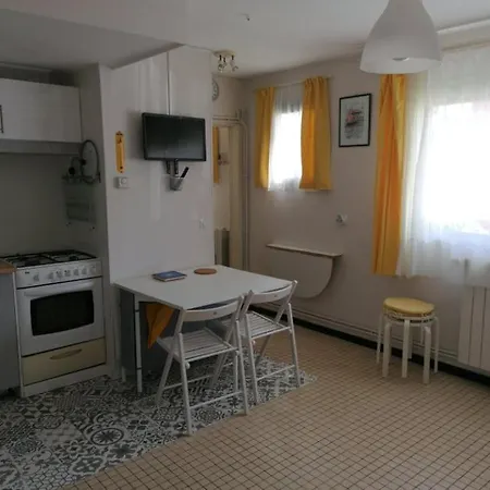 21 Rue Thomas Illyriscus *