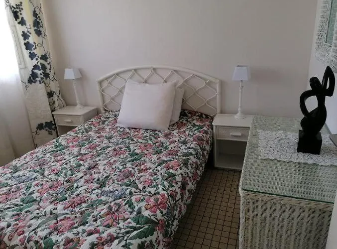 21 Rue Thomas Illyriscus Daire